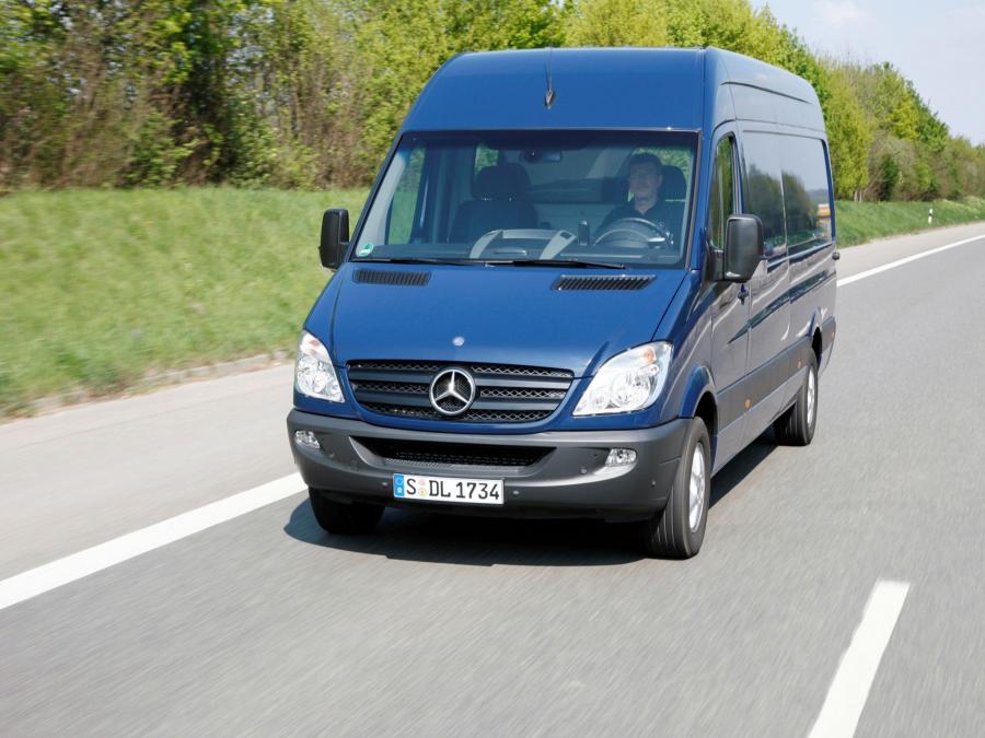  Mercedes-Benz Sprinter High Roof Van 2006 года  (фото 18 из 33)